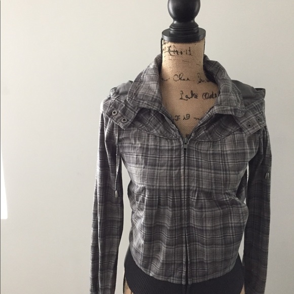 Jacket - Picture 2 of 3